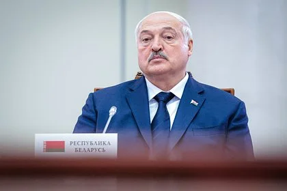 Лукашенко предложил постепенно ликвидировать все ядерное оружие